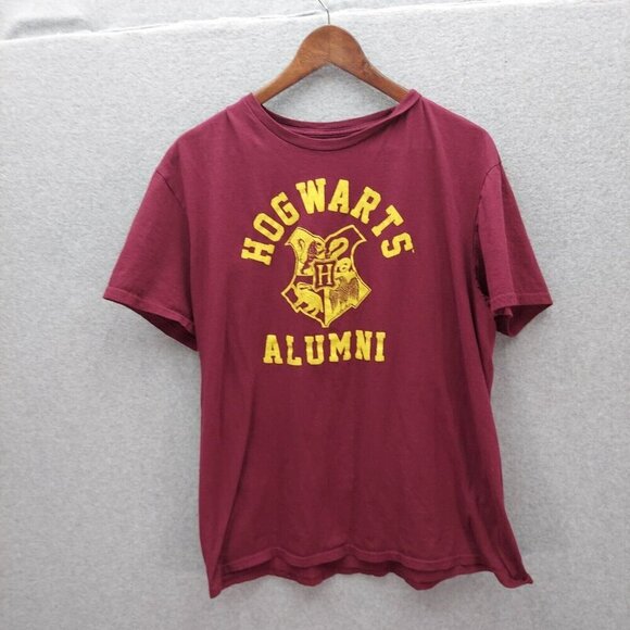 Harry Potter Hogwarts XL T-shirt Soft Crest Hufflepuff Ravenclaw Gryffindor - Picture 1 of 4